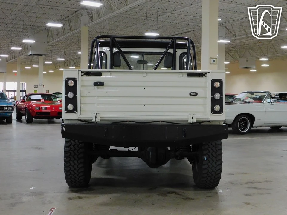 2011 Land Rover Defender - Image 21 of 21