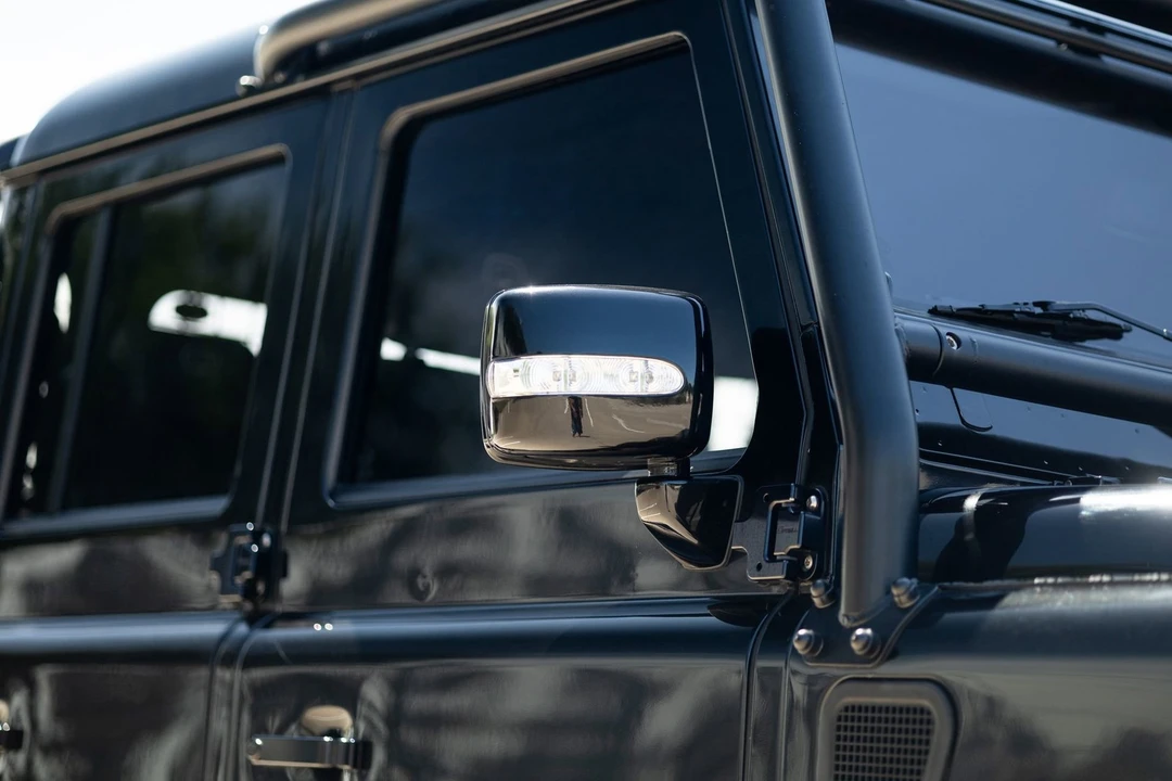 2011 Land Rover Defender 110 - Image 19 of 21