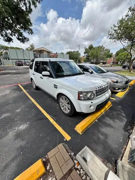 2011 Land Rover LR4 Lux