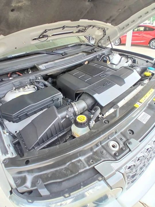 2011 Land Rover Range Rover L322 - Image 4 of 9