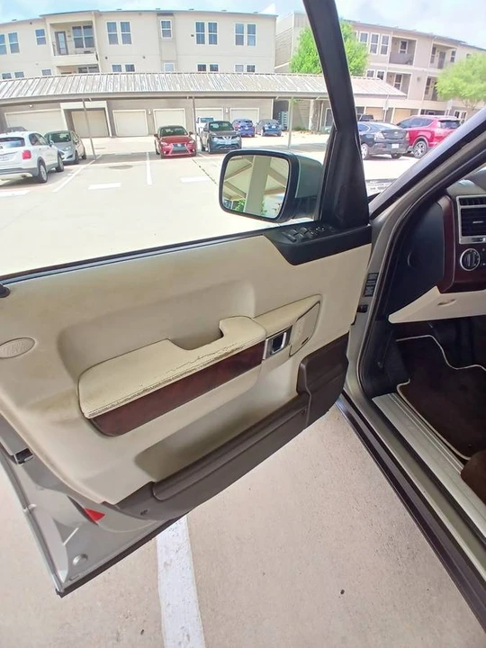 2011 Land Rover Range Rover L322 - Image 7 of 15