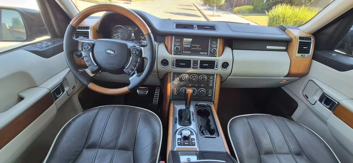 2011 Land Rover Range Rover L322 - Image 2 of 22