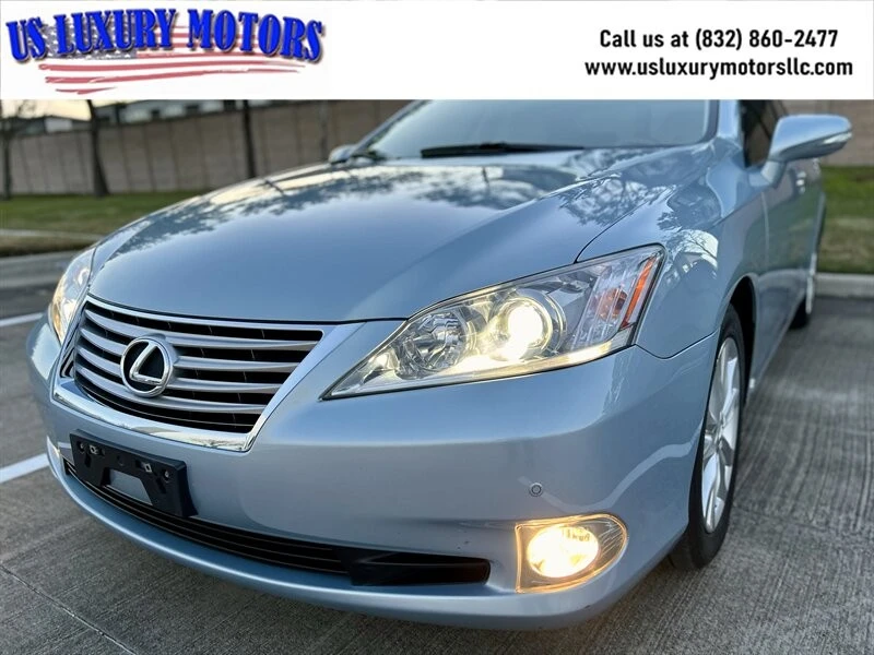 2011 Lexus ES 4th Gen - Image 2 of 4