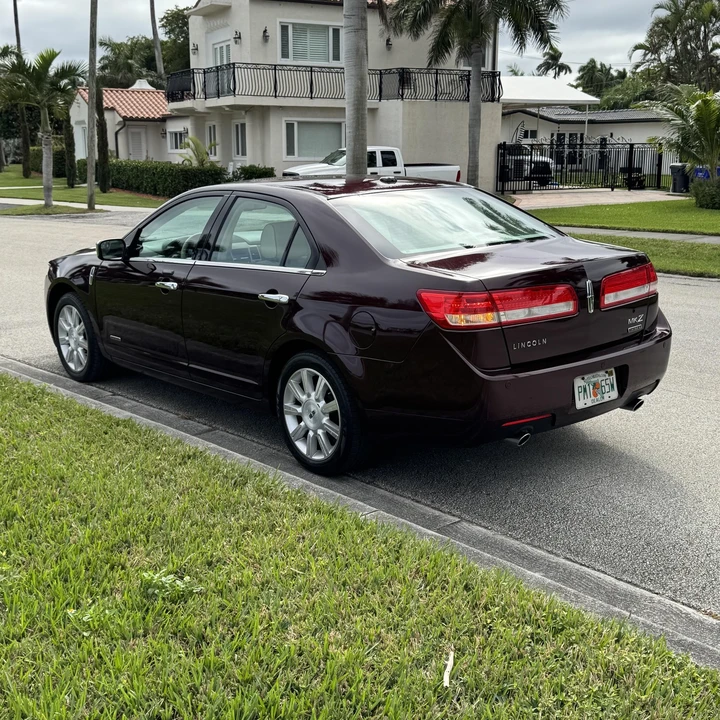 2011 Lincoln MKZ - Image 8 of 12