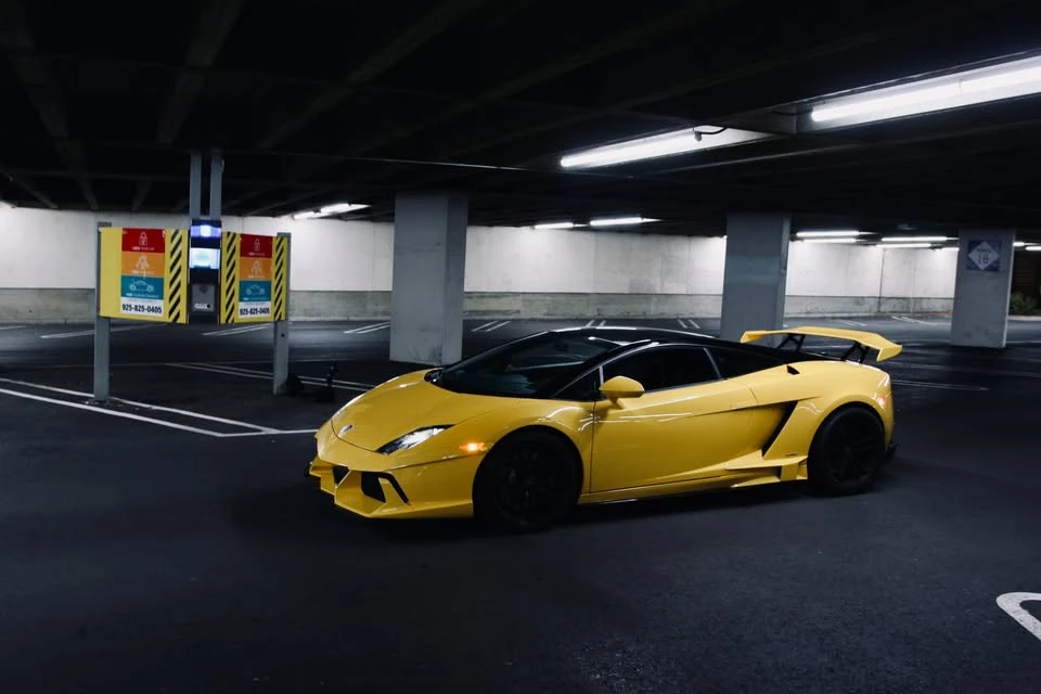 2011 Lamborghini Gallardo - Image 9 of 13