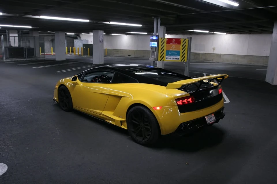 2011 Lamborghini Gallardo - Image 11 of 13