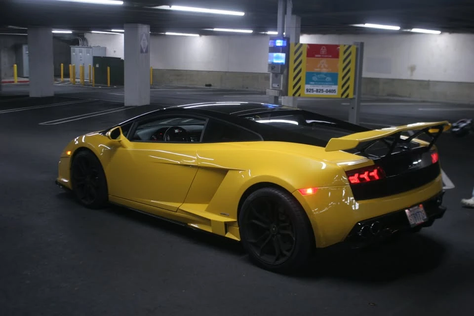2011 Lamborghini Gallardo - Image 4 of 13