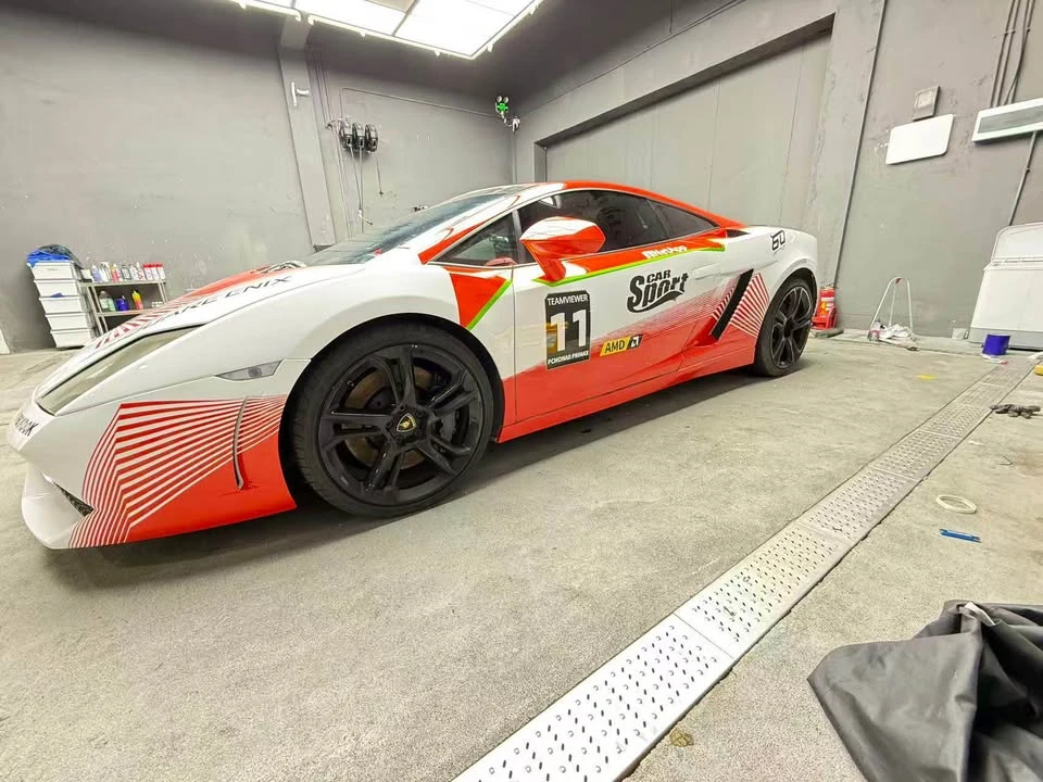 2011 Lamborghini Gallardo - Image 2 of 10