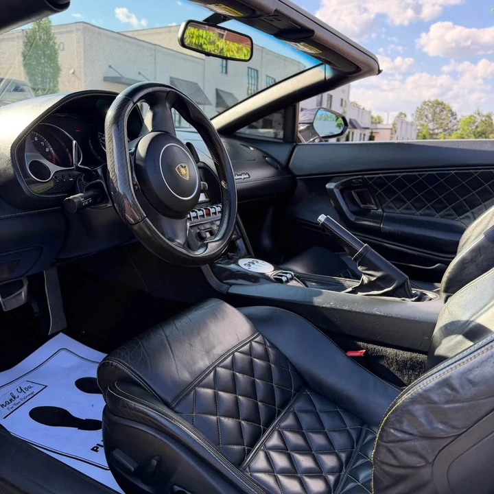 2011 Lamborghini Gallardo - Image 10 of 14