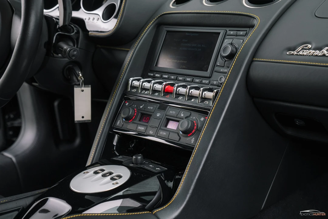 2011 Lamborghini Gallardo LP550-2 - Image 4 of 12