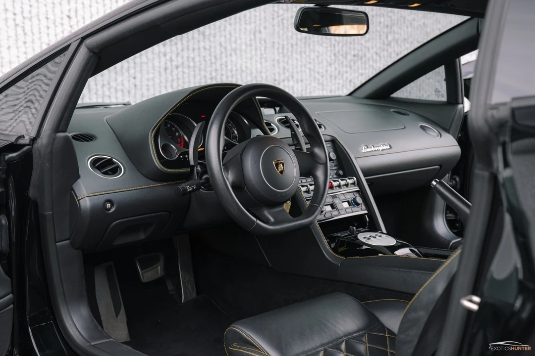 2011 Lamborghini Gallardo LP550-2 - Image 2 of 12