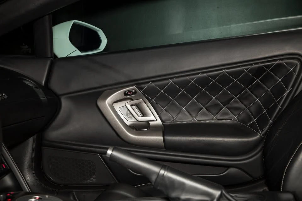 2011 Lamborghini Gallardo LP560-4 - Image 12 of 19