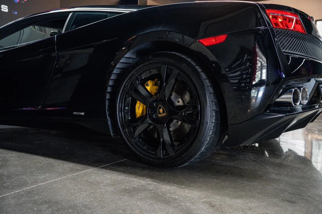 2011 Lamborghini Gallardo LP560-4 - Image 16 of 21