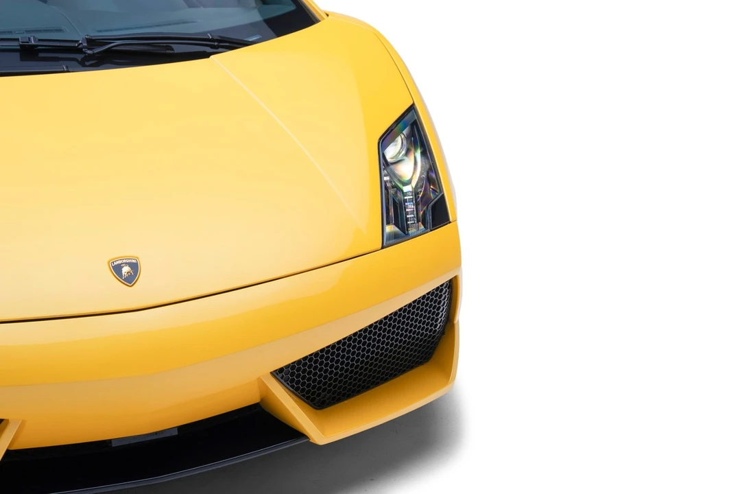 2011 Lamborghini - Image 14 of 31