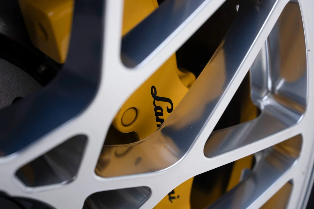 2011 Lamborghini - Image 29 of 31