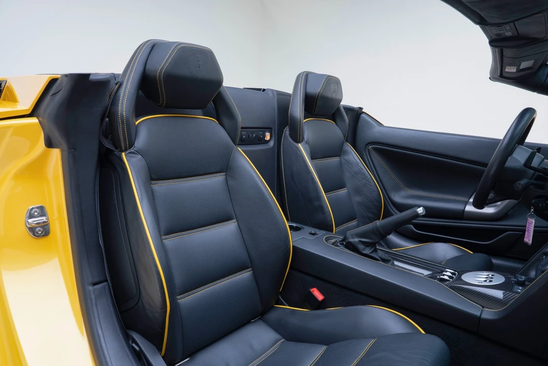 2011 Lamborghini - Image 22 of 31