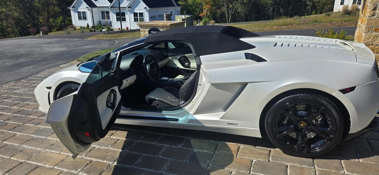 2011 Lamborghini Gallardo LP560-4 - Image 7 of 12