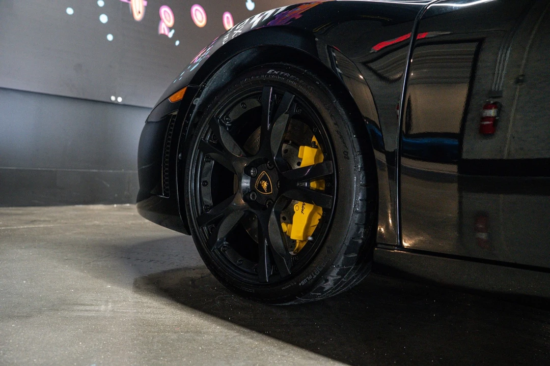 2011 Lamborghini Gallardo LP560-4 - Image 15 of 21