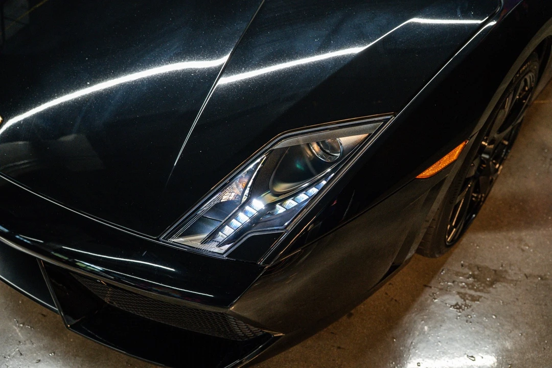 2011 Lamborghini Gallardo LP560-4 - Image 12 of 21