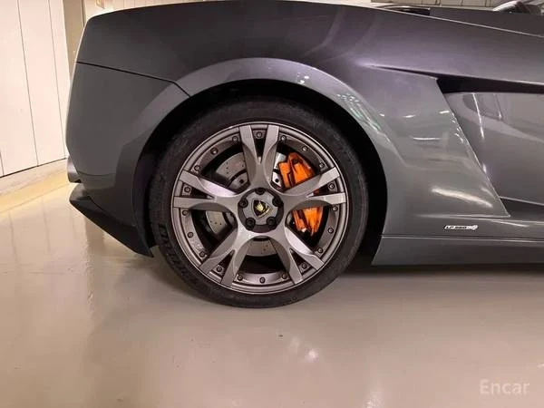 2011 Lamborghini Gallardo LP560-4 - Image 12 of 18