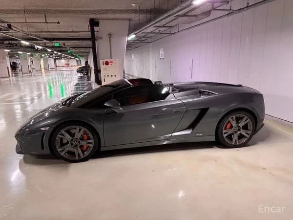 2011 Lamborghini Gallardo LP560-4 - Image 8 of 18