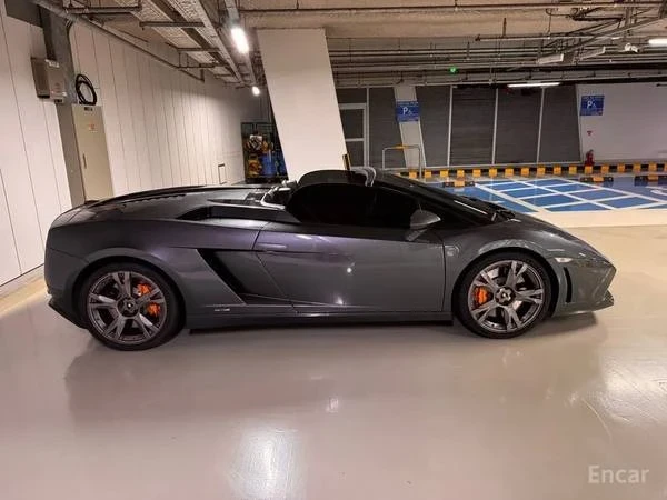 2011 Lamborghini Gallardo LP560-4 - Image 10 of 18