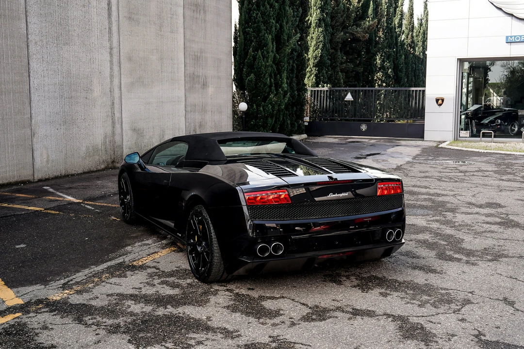 2011 Lamborghini Gallardo LP560-4 - Image 7 of 31