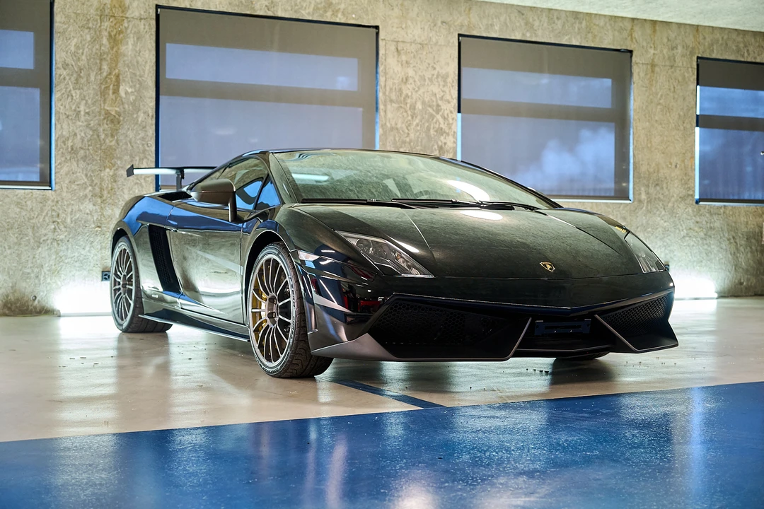 2011 Lamborghini Gallardo LP570-4 Superleggera - Image 18 of 31