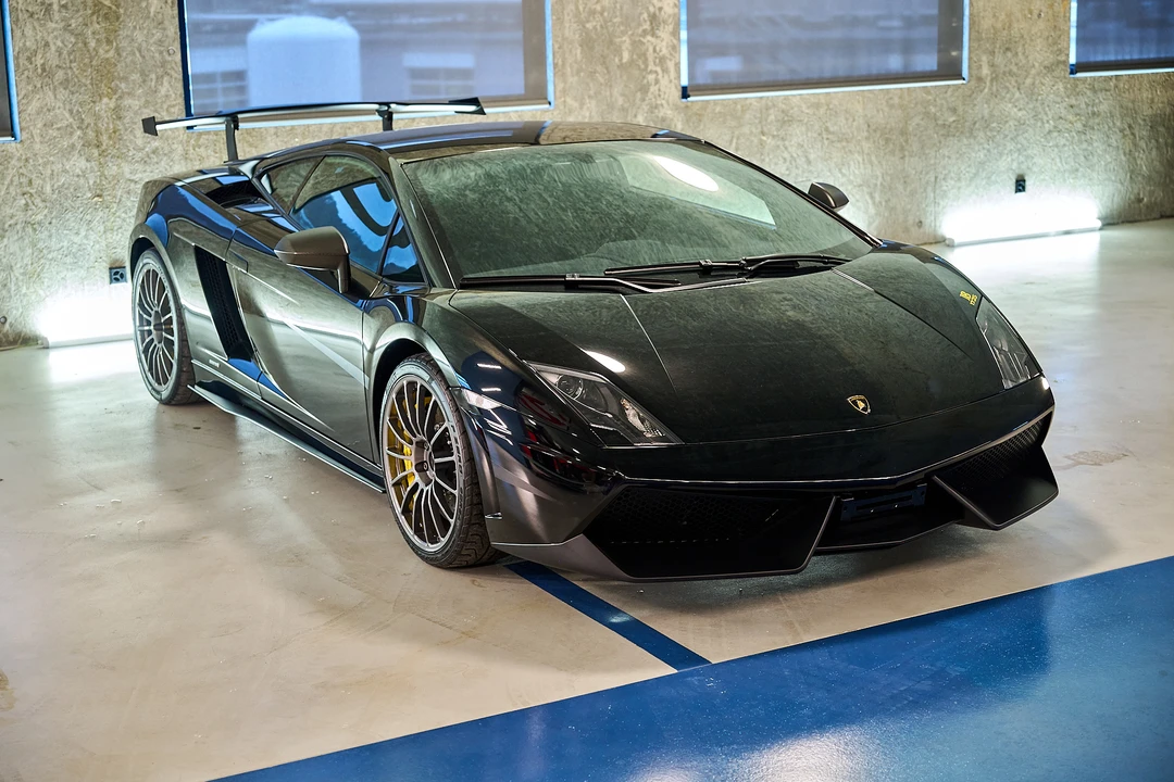 2011 Lamborghini Gallardo LP570-4 Superleggera - Image 22 of 31