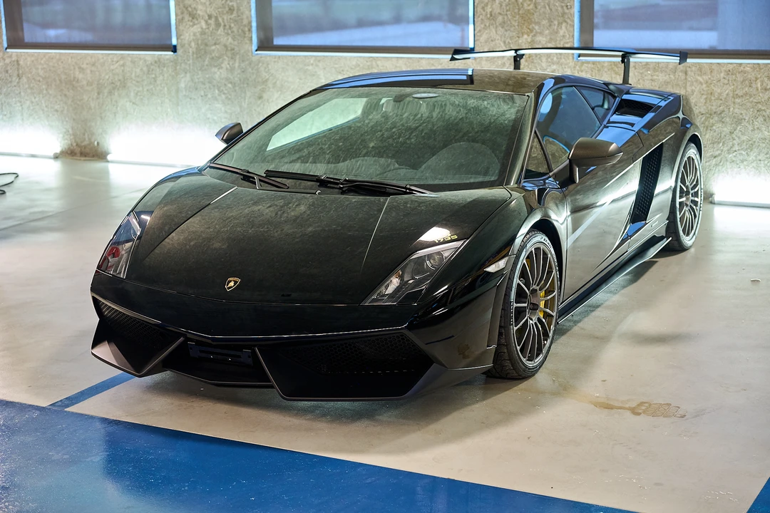 2011 Lamborghini Gallardo LP570-4 Superleggera - Image 23 of 31