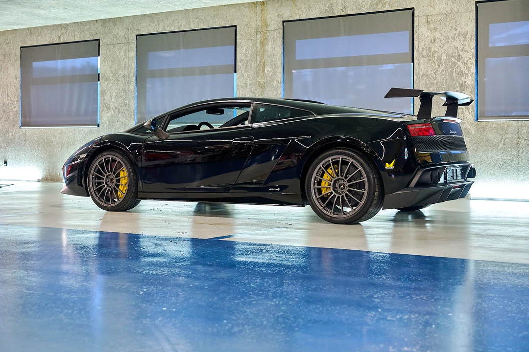 2011 Lamborghini Gallardo LP570-4 Superleggera - Image 5 of 31