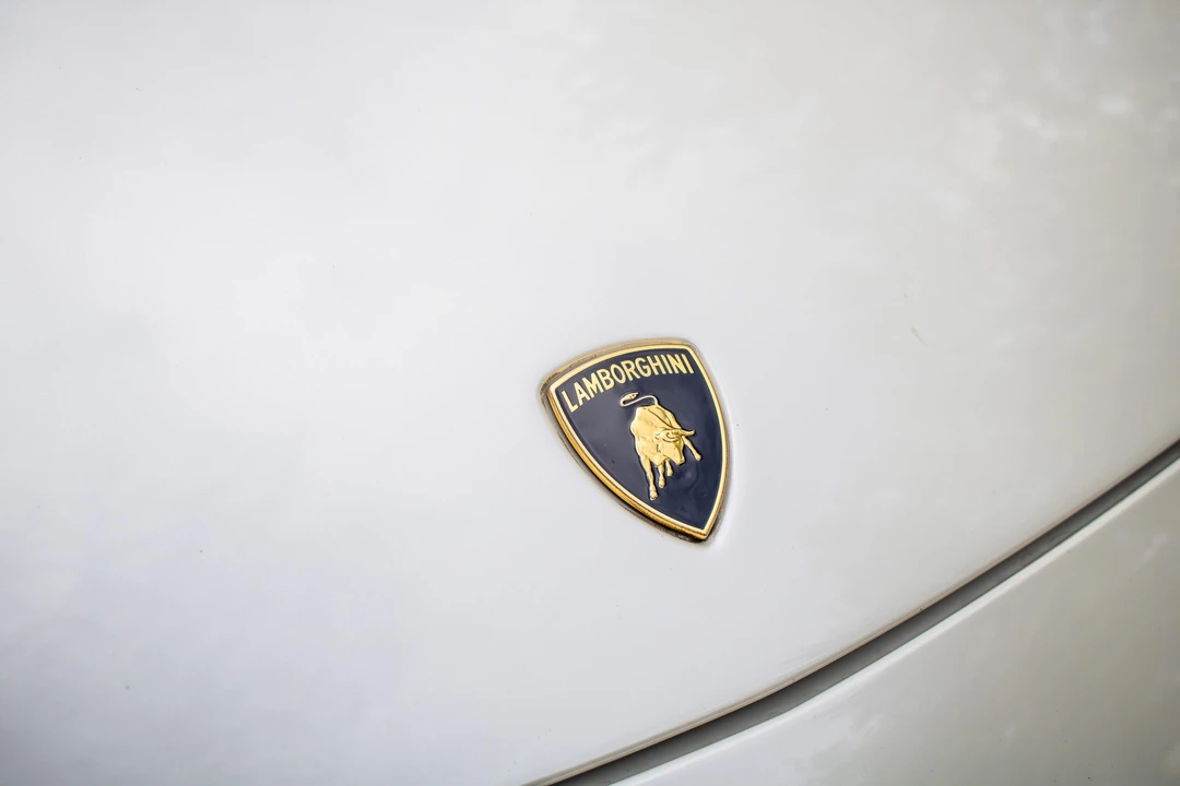 2011 Lamborghini Gallardo LP570-4 Spyder Performante - Image 10 of 31