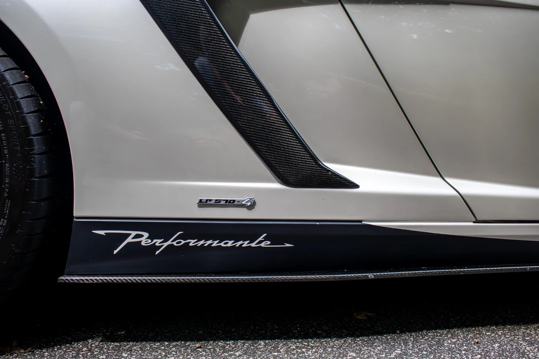 2011 Lamborghini Gallardo LP570-4 Spyder Performante - Image 21 of 31