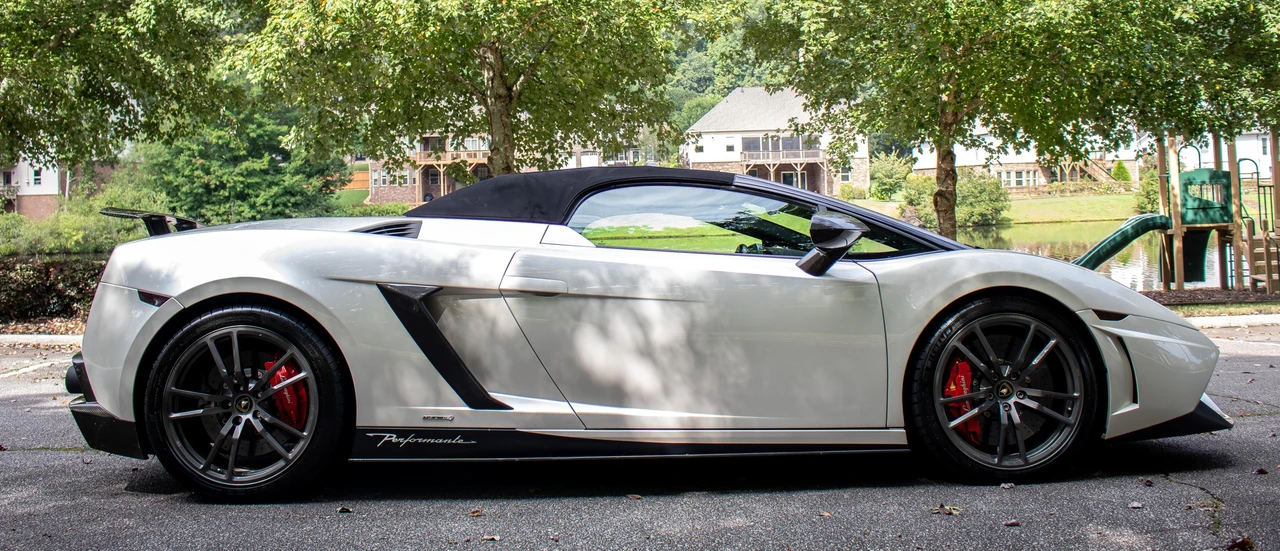 2011 Lamborghini Gallardo LP570-4 Spyder Performante - Image 6 of 31