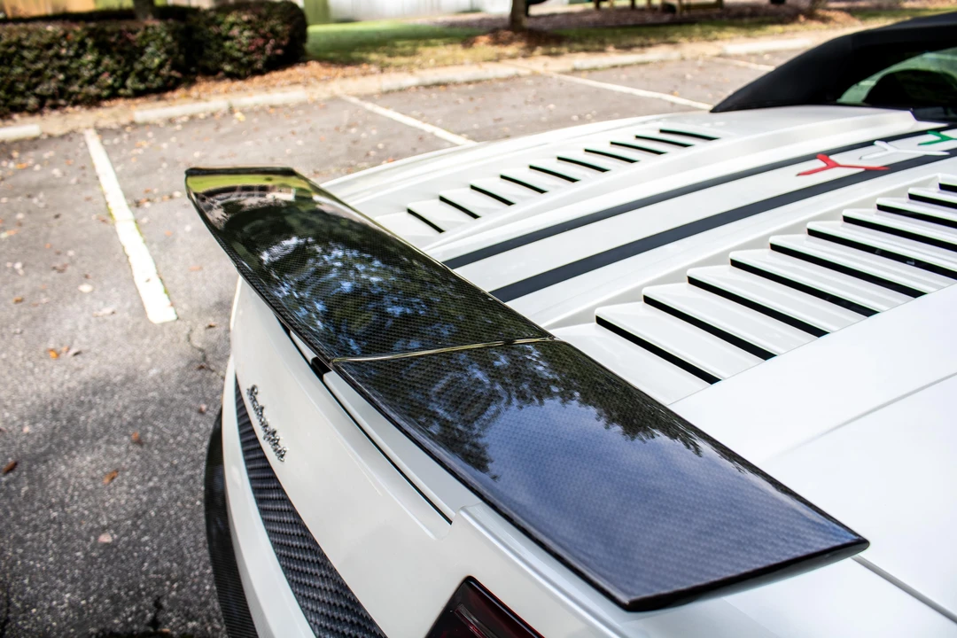 2011 Lamborghini Gallardo LP570-4 Spyder Performante - Image 19 of 31