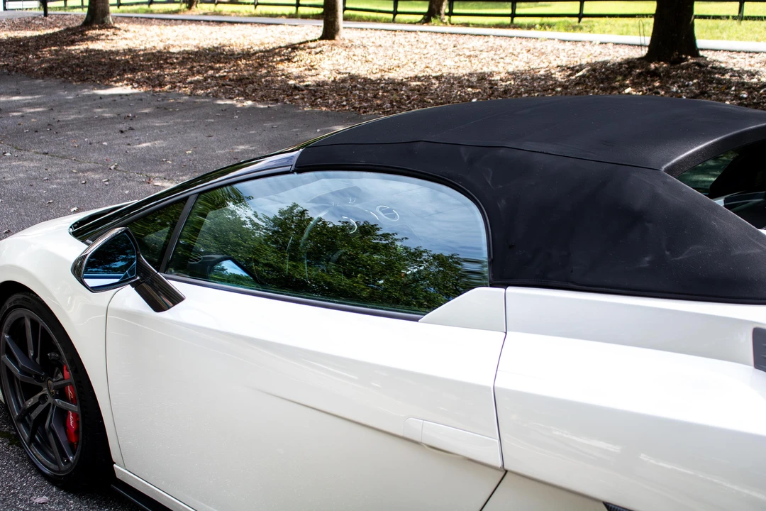 2011 Lamborghini Gallardo LP570-4 Spyder Performante - Image 13 of 31