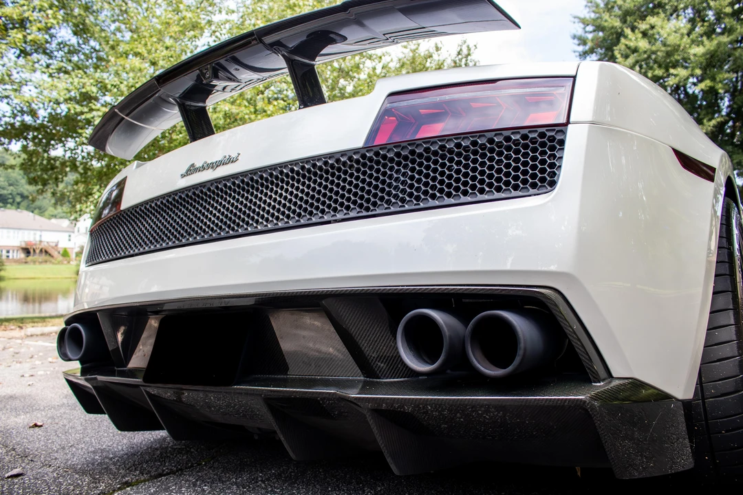 2011 Lamborghini Gallardo LP570-4 Spyder Performante - Image 18 of 31