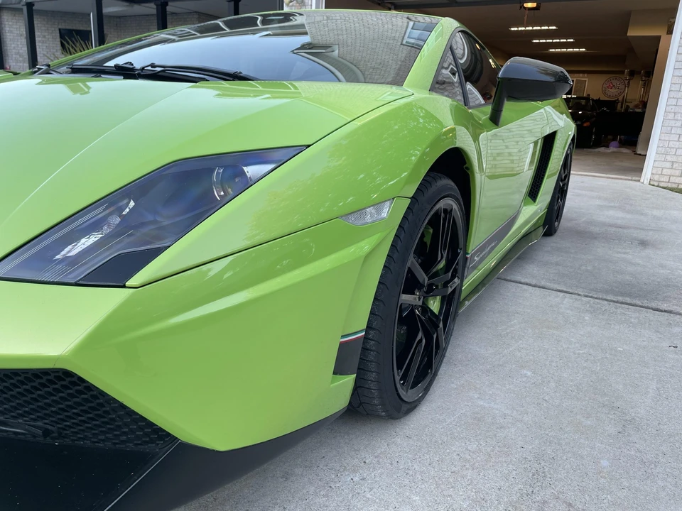 2011 Lamborghini Gallardo LP570-4 Superleggera - Image 20 of 31