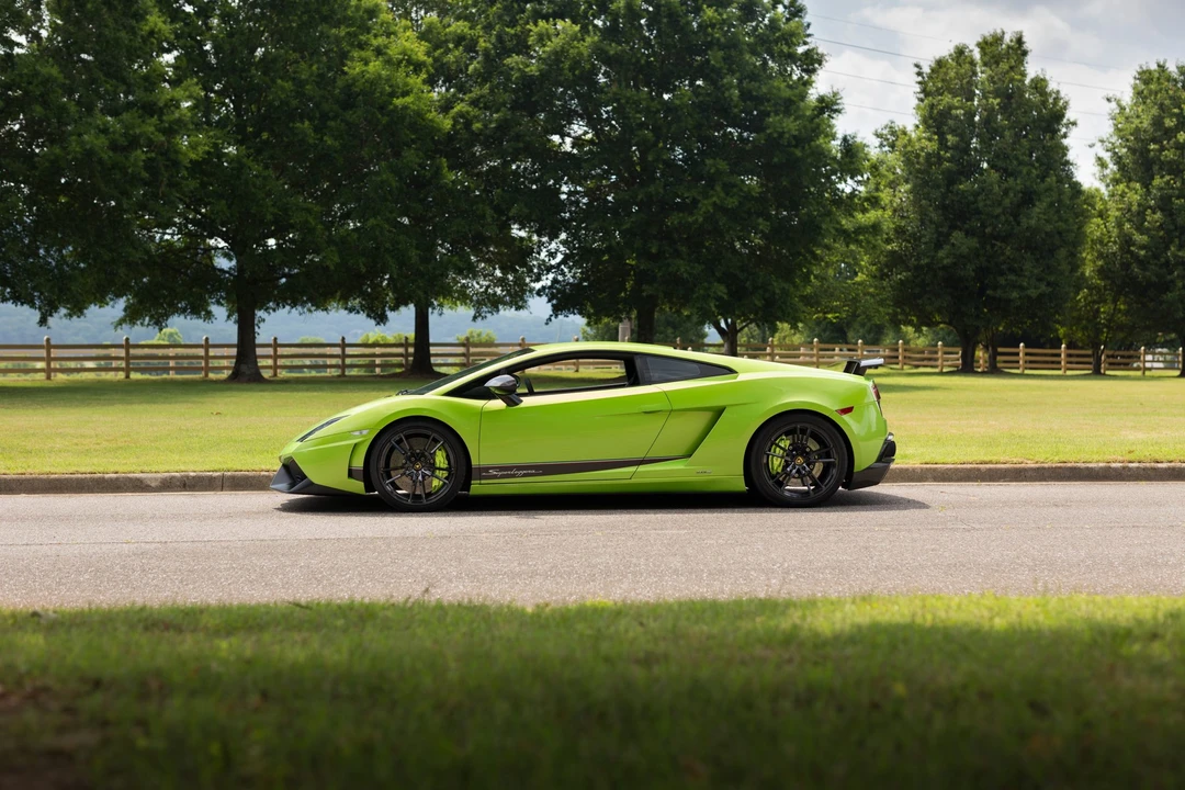 2011 Lamborghini Gallardo LP570-4 Superleggera - Image 11 of 31