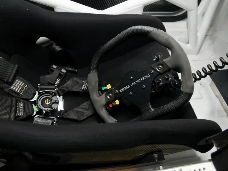 2011 Lamborghini Gallardo - Image 22 of 25