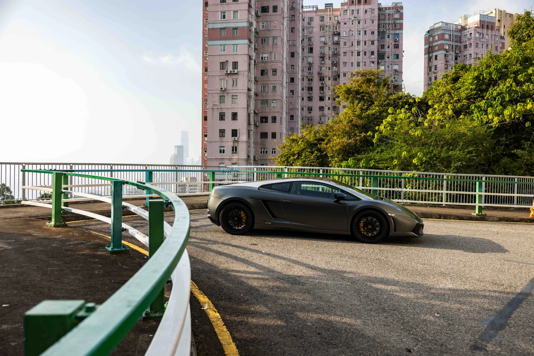 2011 Lamborghini Gallardo - Image 15 of 31