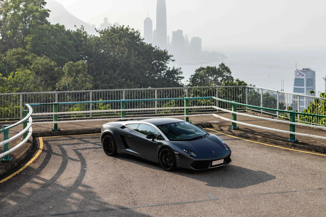 2011 Lamborghini Gallardo - Image 18 of 31