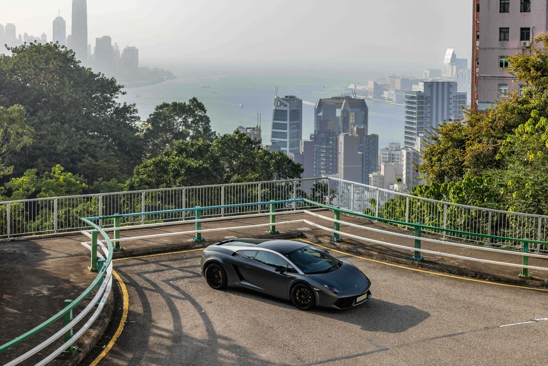 2011 Lamborghini Gallardo - Image 19 of 31