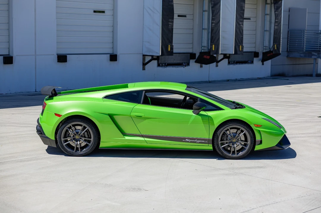 2011 Lamborghini Gallardo LP570-4 Superleggera - Image 14 of 31