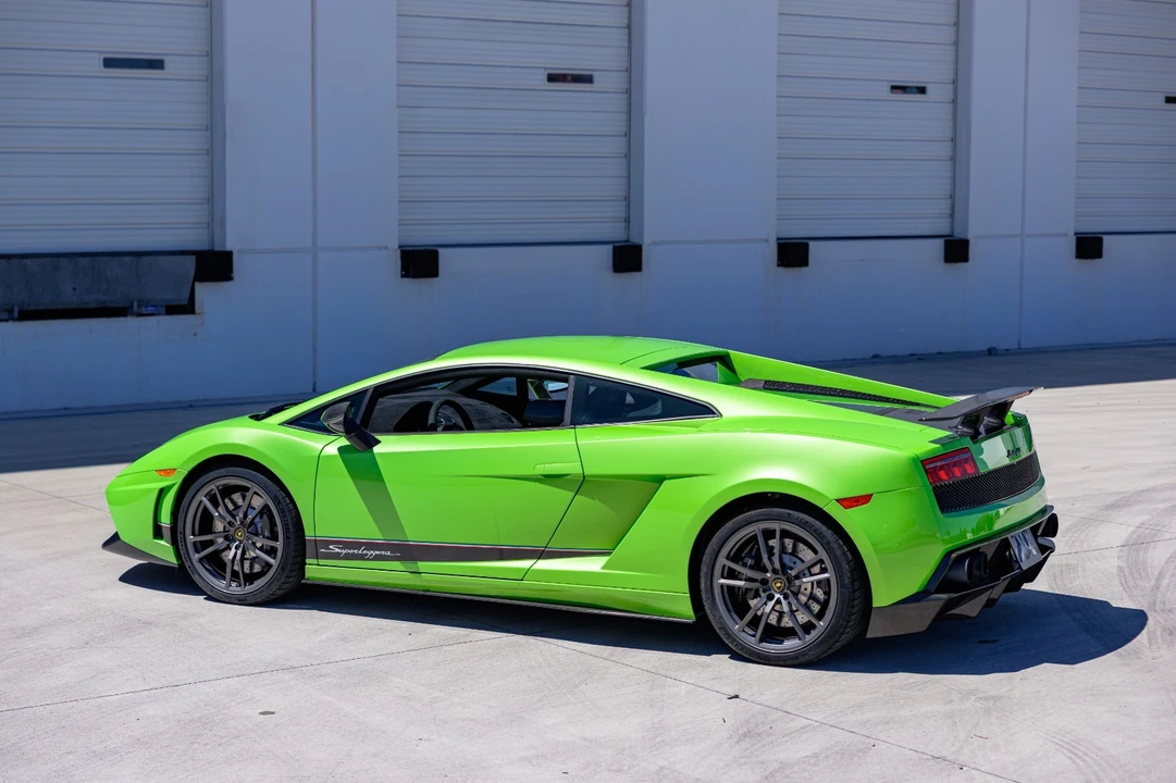 2011 Lamborghini Gallardo LP570-4 Superleggera - Image 4 of 31