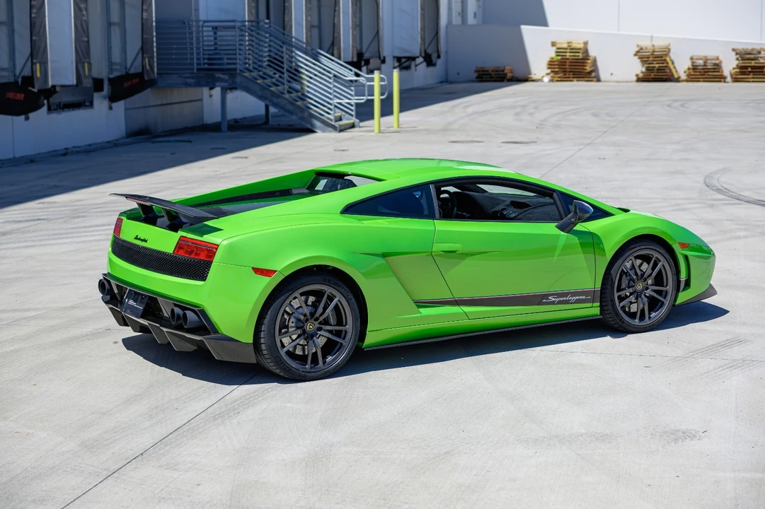 2011 Lamborghini Gallardo LP570-4 Superleggera - Image 13 of 31