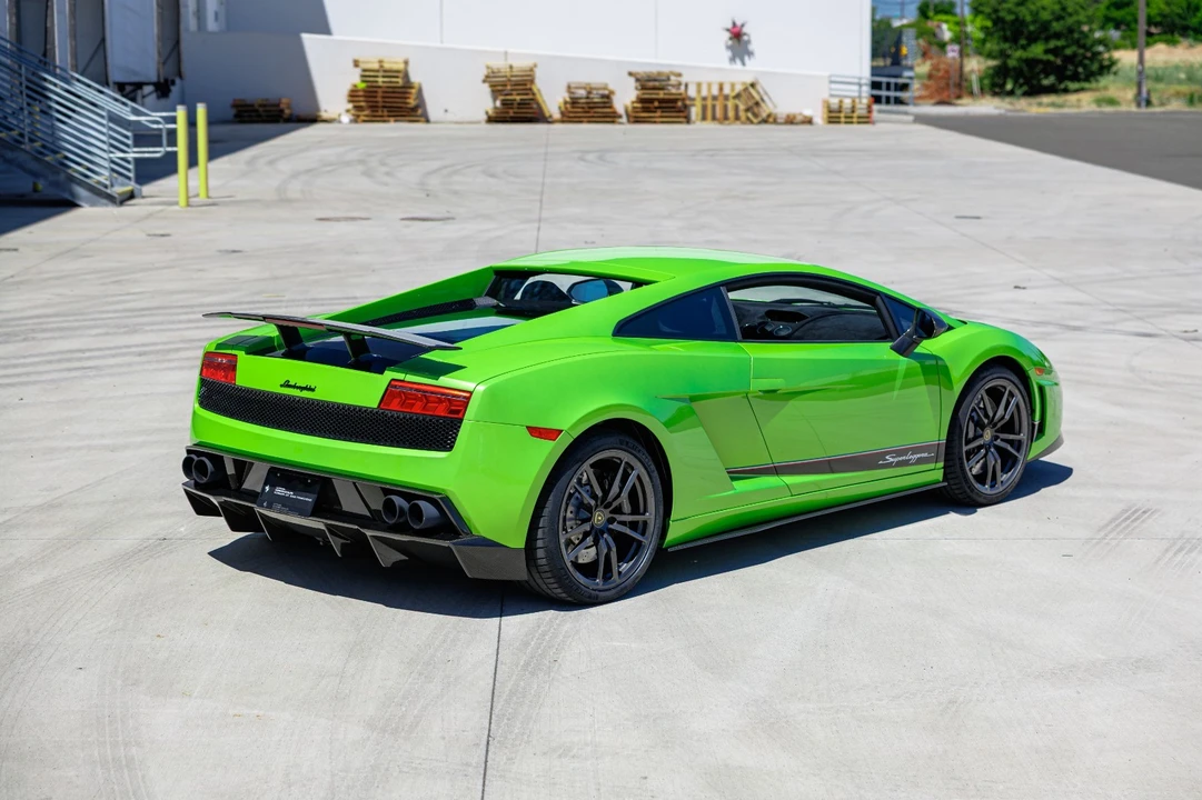2011 Lamborghini Gallardo LP570-4 Superleggera - Image 12 of 31
