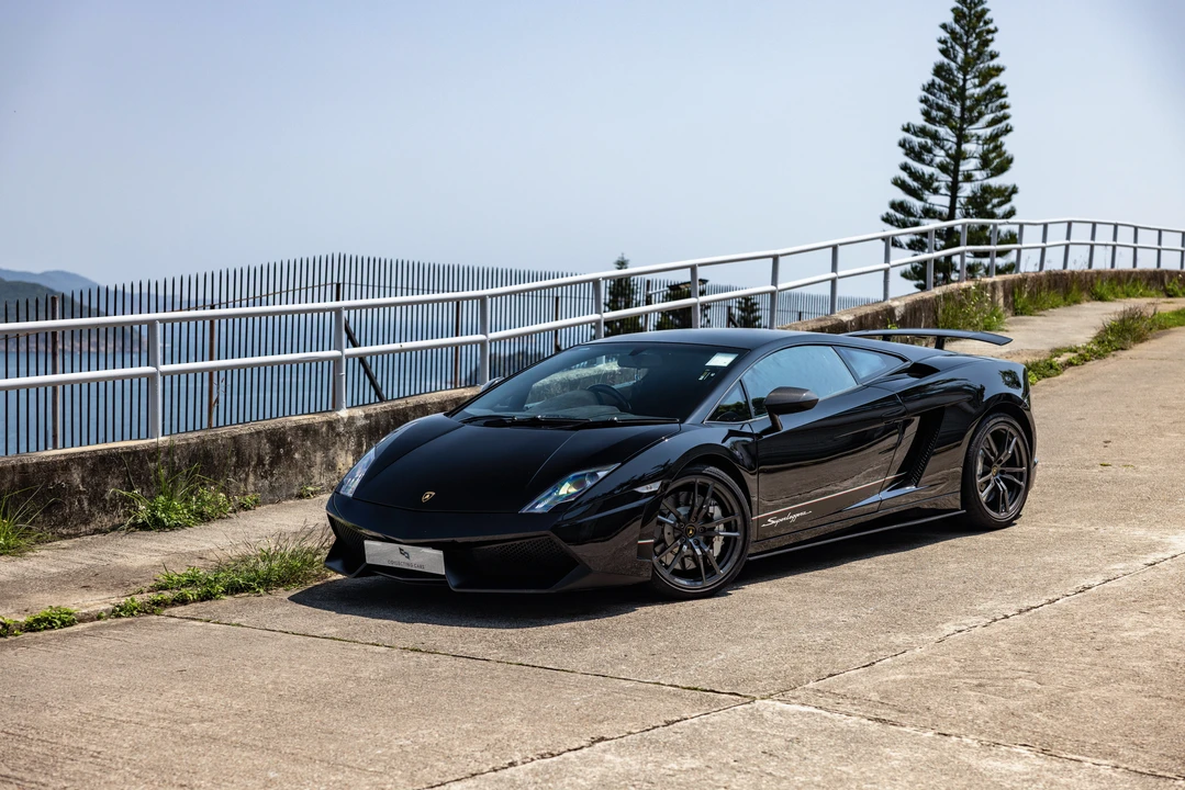 2011 Lamborghini Gallardo LP570-4 Superleggera - Image 8 of 31