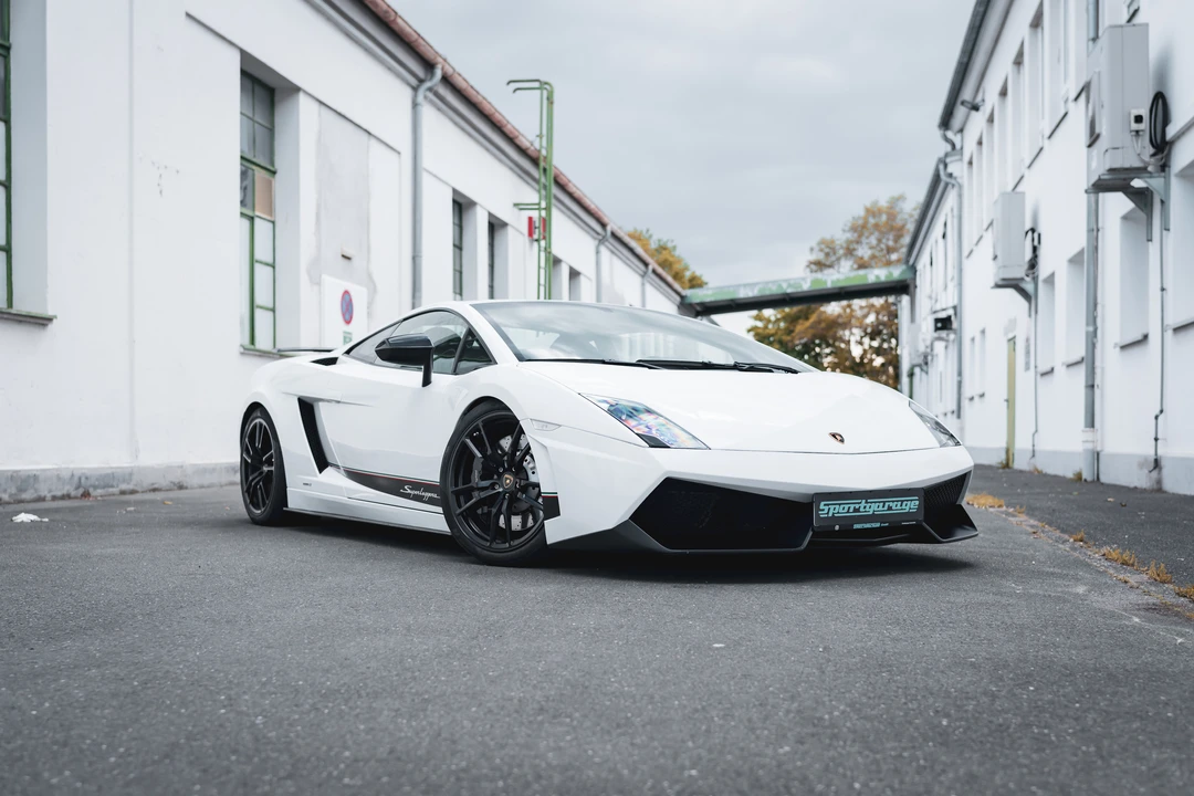 2011 Lamborghini Gallardo LP570-4 Superleggera - Image 31 of 31