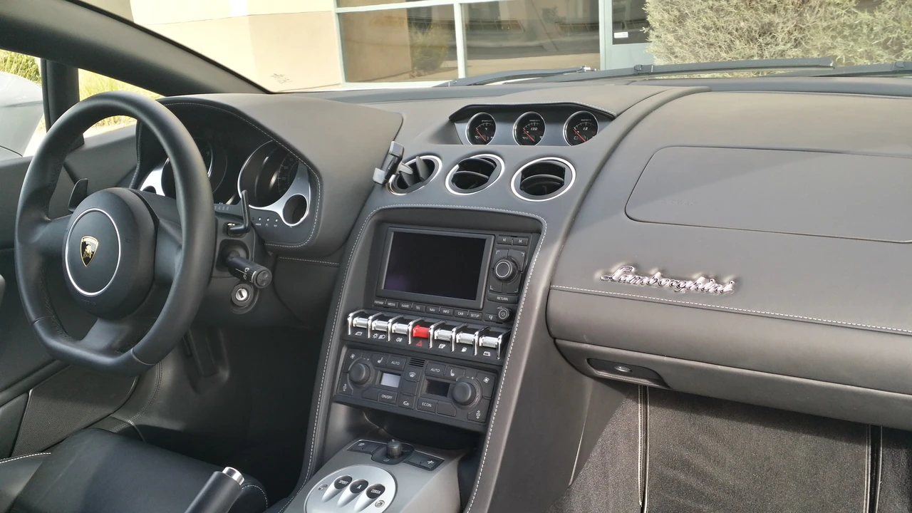 2011 Lamborghini Gallardo LP550-2 - Image 3 of 5